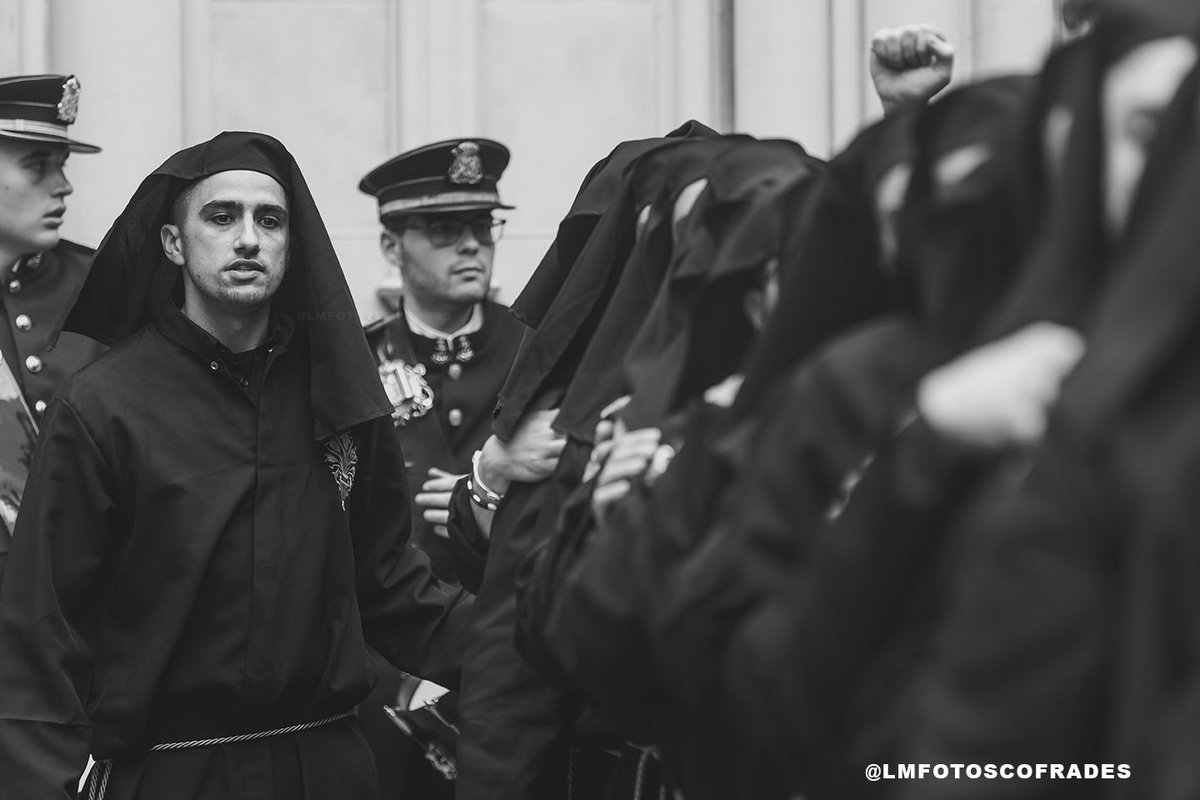 El mejor patrimonio es el Humano (SÁBADO DE PASIÓN). Procesión de <a href="/cristomutilado/">COFRADIA MUTILADO</a>  #CofradiasMLG <a href="/bctpasoespe/">La Esperanza</a>