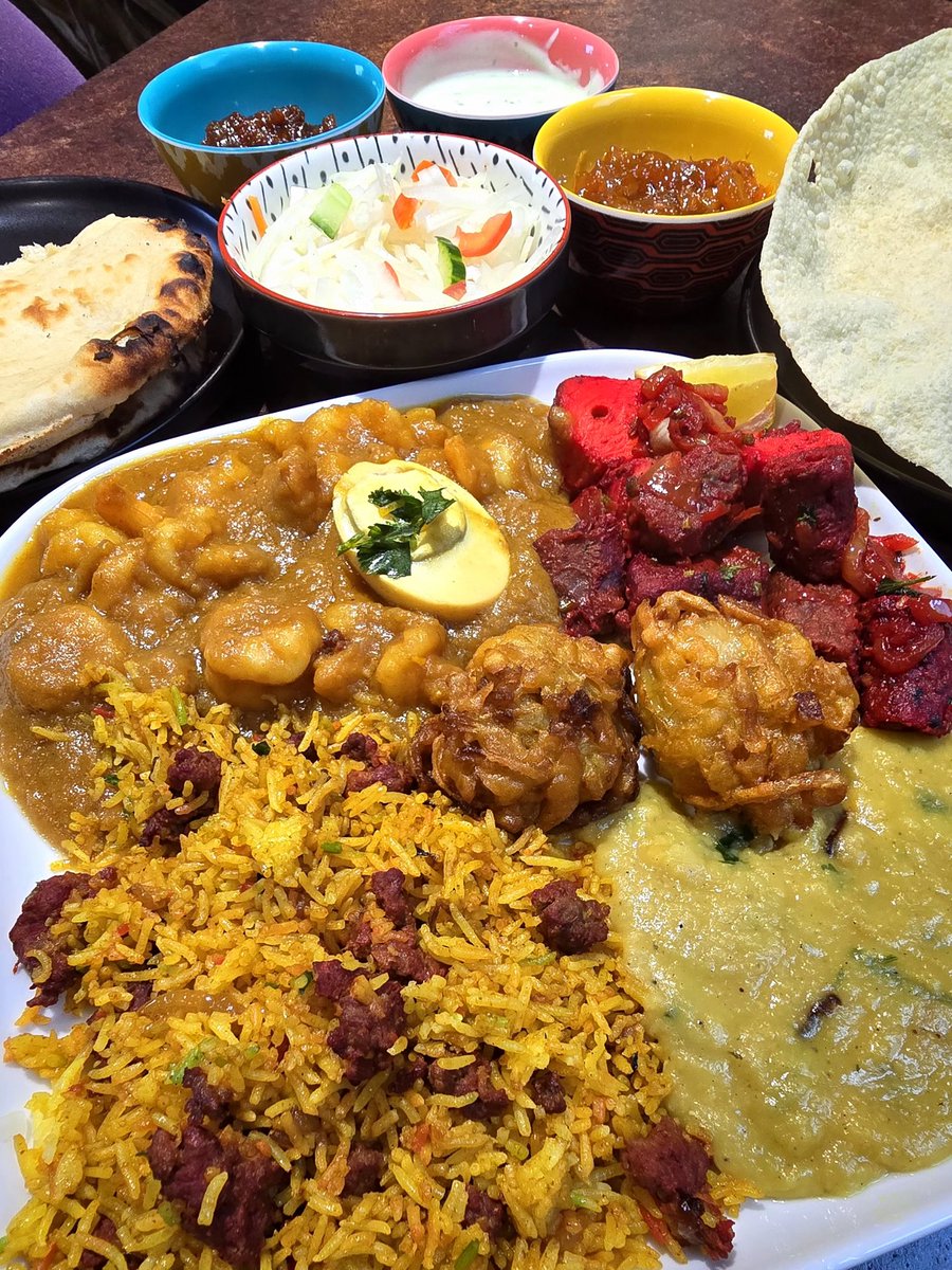 DeanoBacherro's tweet image. Takeaway again tonight 😁 Tandoori mixed grill, Bombay king prawns, keema rice, Tarka dhal, onion bhaji, usual dips and accompaniments 😎 #rajdulal #jimmys #takeaway #curry