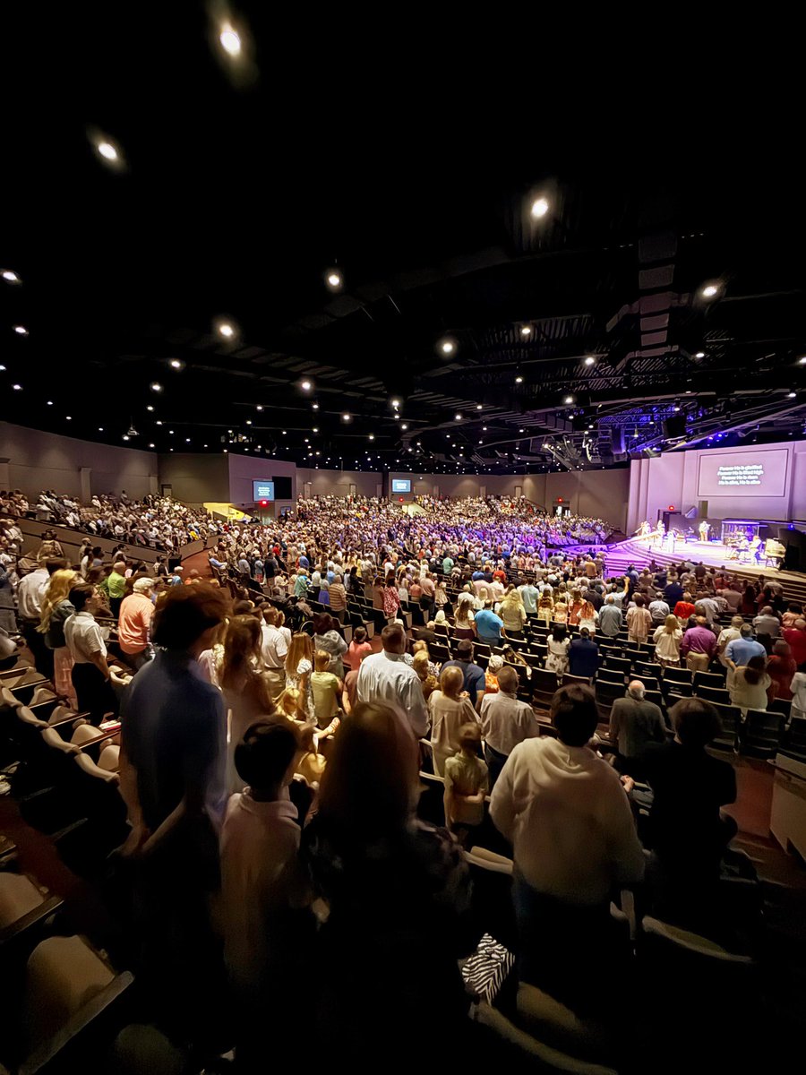 Daniel Patterson (@dlpatterson) on Twitter photo Jesus is alive.
Jesus is King.
And that changes everything. Jesus is alive.
Jesus is King.
And that changes everything.