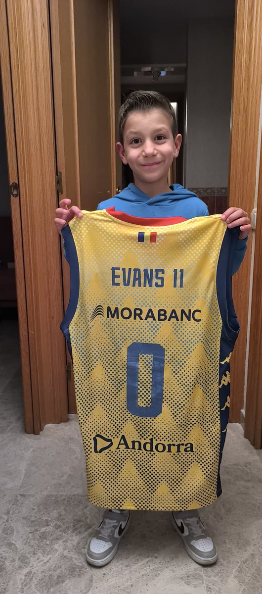 TizonaVsColada's tweet photo. @ACBCOM @hollywood_XI @morabancandorra My favourite MVP. 
a Big huge.
Your friend Gerard https://t.co/sWlz6nKKeU