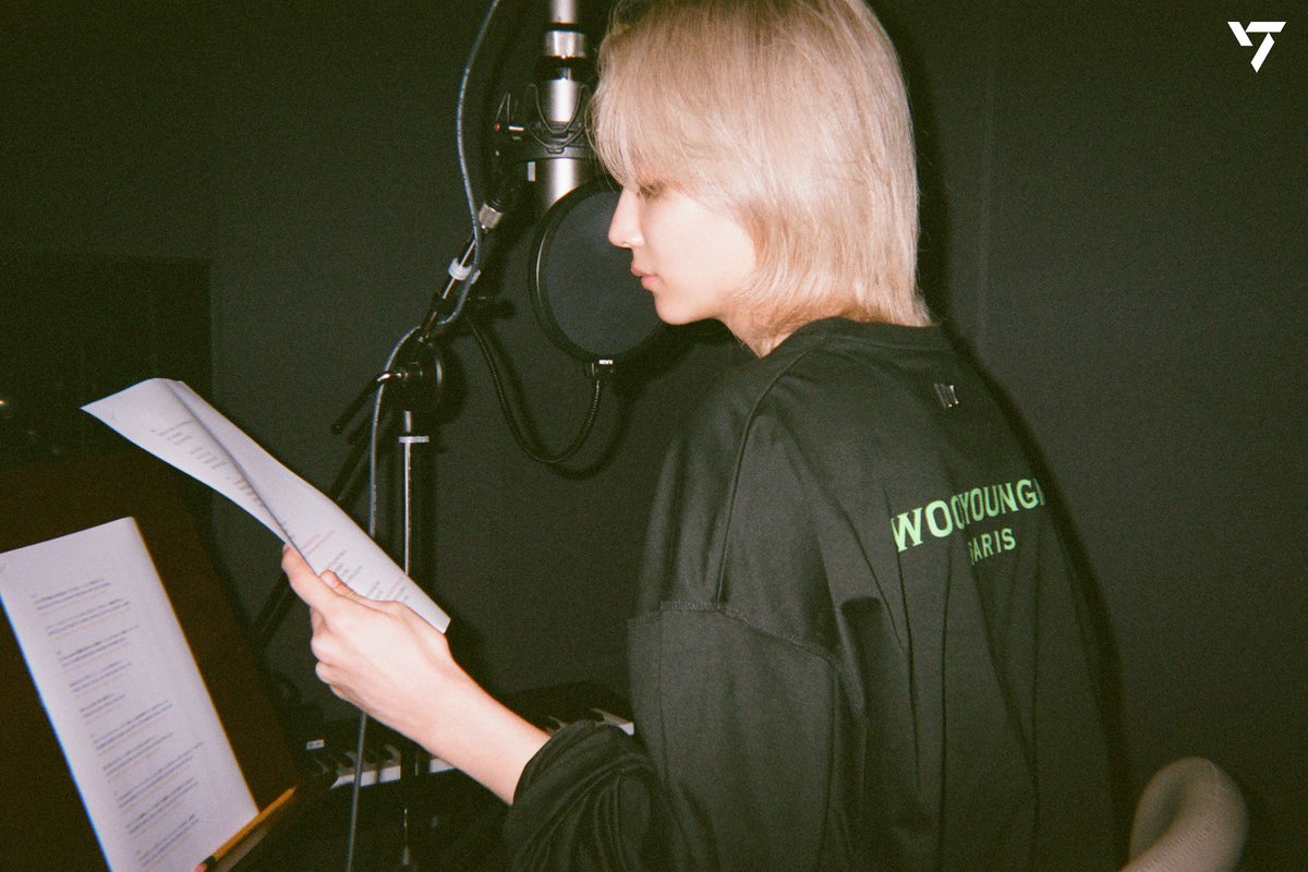 #쫑쫑쫑_쫑알이자러가다요

하루가 지는 먹먹함에도

힘껏 니마음을 안고