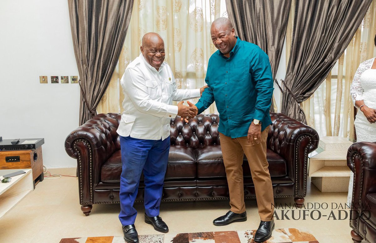 VNanakhay's tweet photo. Former President John Dramani Mahama met with Nana Addo Dankwa Akufo-Addo, his successor, on the Kwahu hills during the 2025 Easter festivities, a tradition Akufo-Addo has maintained for almost two decades.#soccabet #Ejisu #PorialsPitch https://t.co/Qrbe4sheVn
