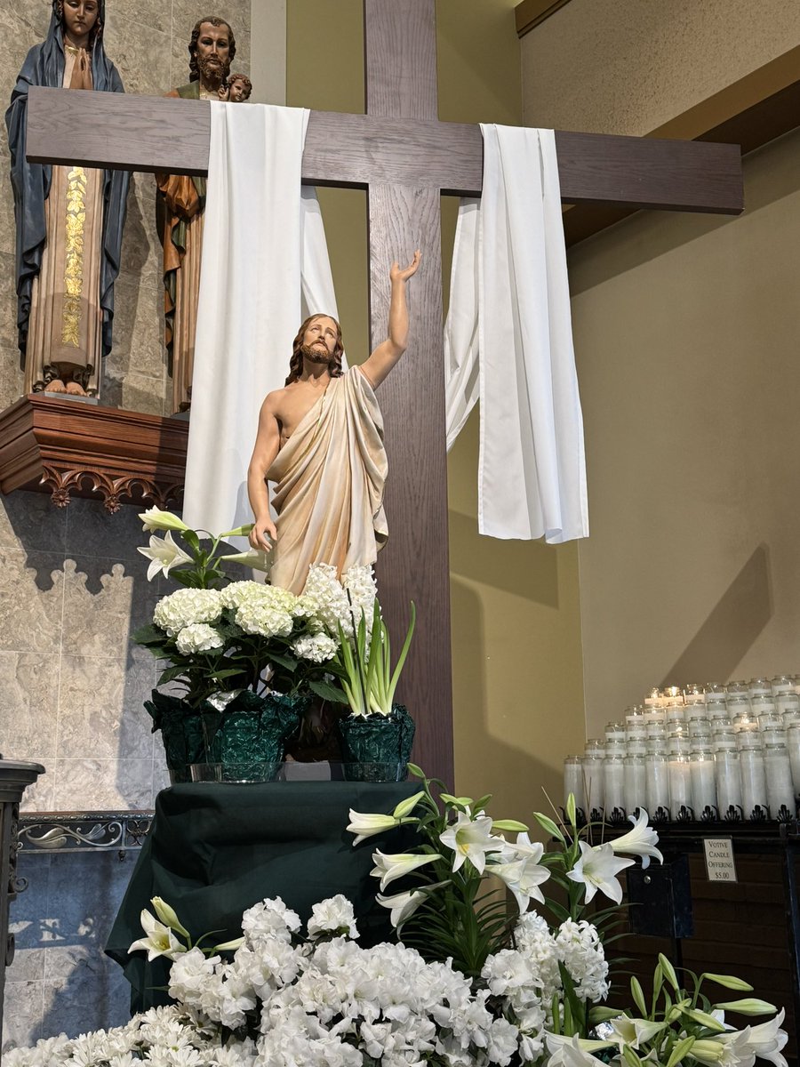 KevinBattle's tweet image. He is risen, indeed. Happy Easter.