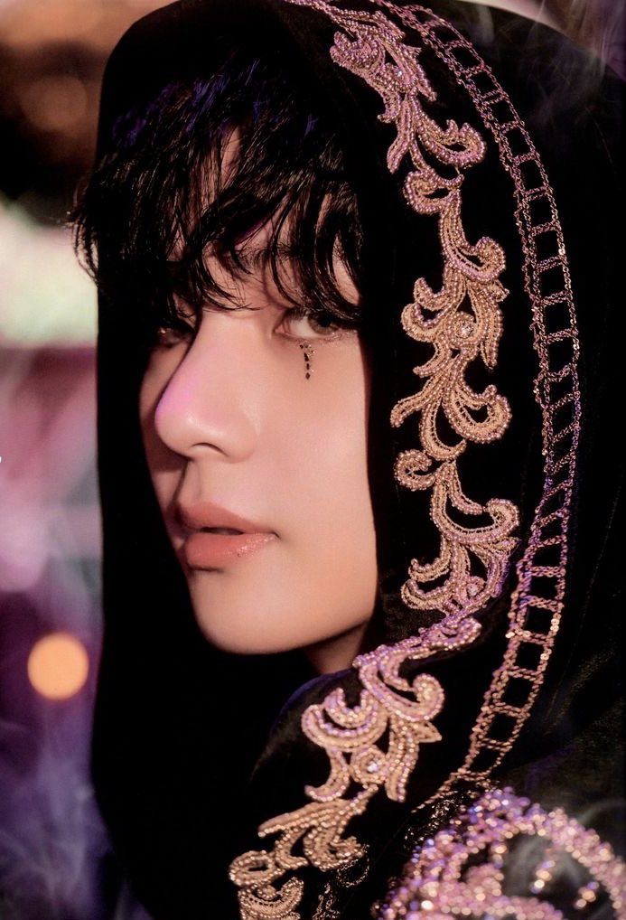 scnerie's tweet photo. au where jungkook have finally got a glimpse of taehyung after centuries of being apart. 

there was doubt, hesitation, and disbelief in taehyung’s eyes—standing in front of him is jungkook, who’s looking at him like he’s trying to engrave every corner of taehyung in his brain. https://t.co/UmYsbFn8Ic