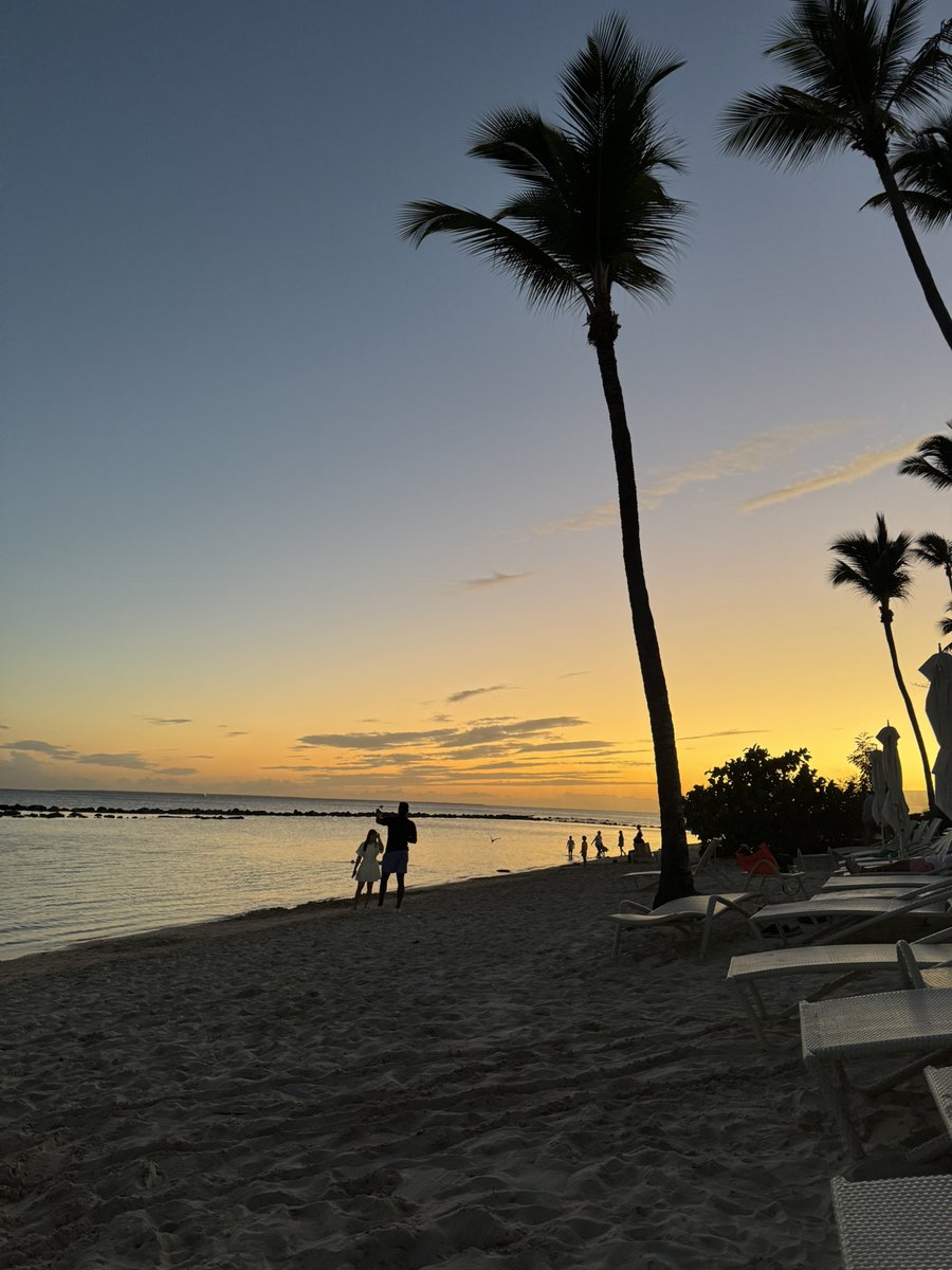 Semana de amor, semana de reflexión, Semana Santa 🙏🏼

Liz💚