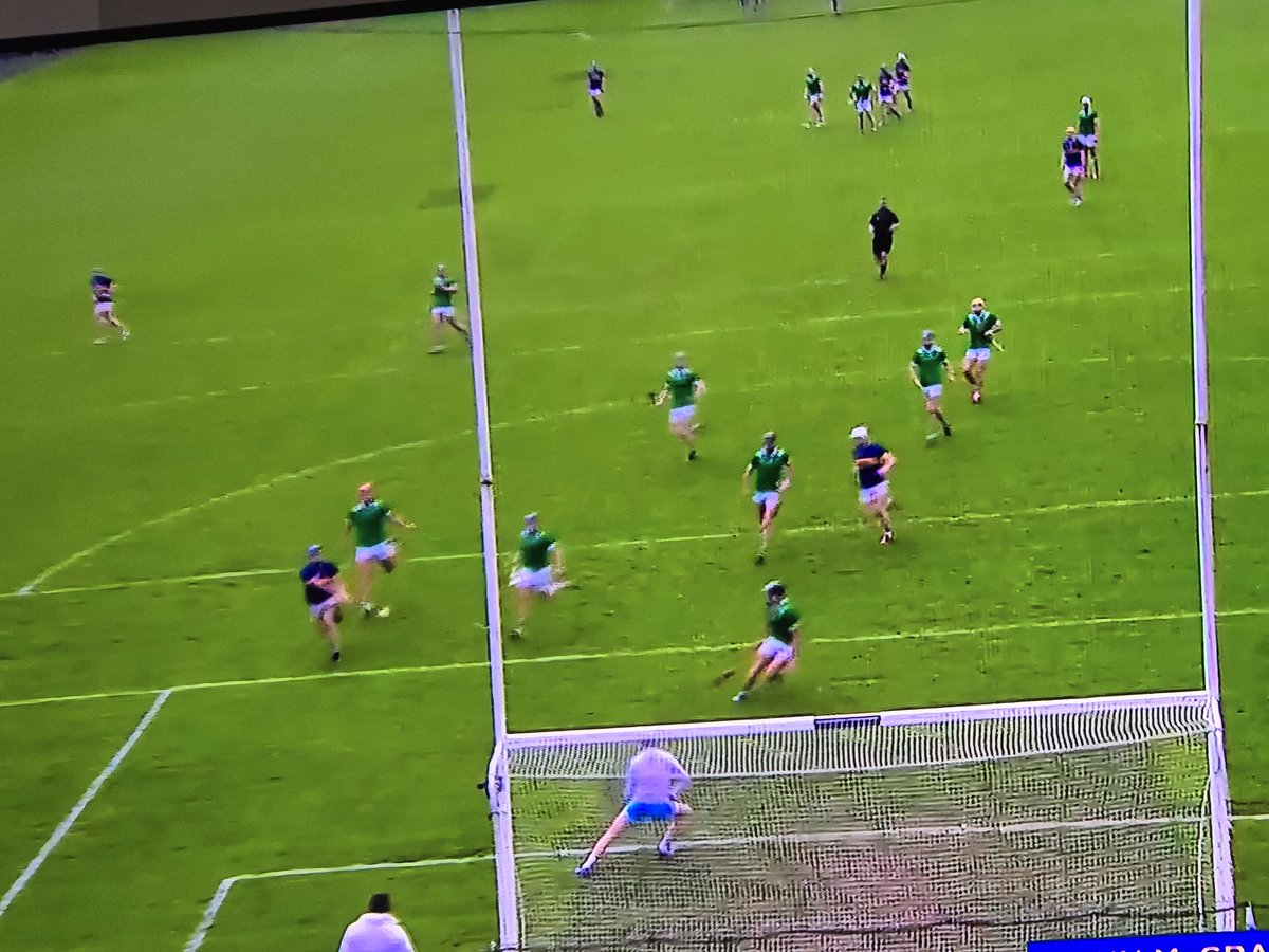 Conor14Cusack's tweet image. The only event that could better Jesus rising from the dead on Easter Sunday is the Munster Hurling Championship. We are blessed to have the game of hurling and our players,  coaches, referees &amp;amp; administrators. Congrats to all players from Cork, Clare, Tipp and Limerick #hurling