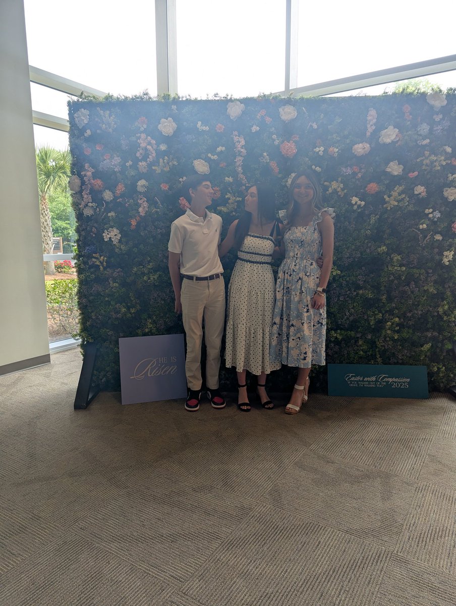 Happy Easter 🐰 He has risen indeed 🙏🏼😇