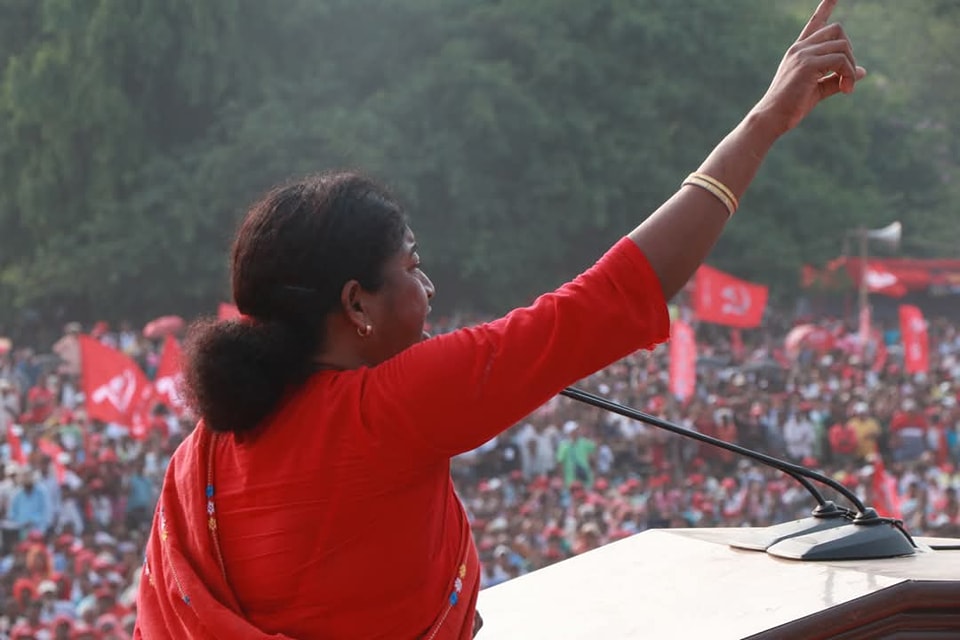 kalatan31's tweet photo. Brigade Parade ground, Kolkata. #CITU #AIKS #AIAWU #PBUS https://t.co/HAiMuobXoj