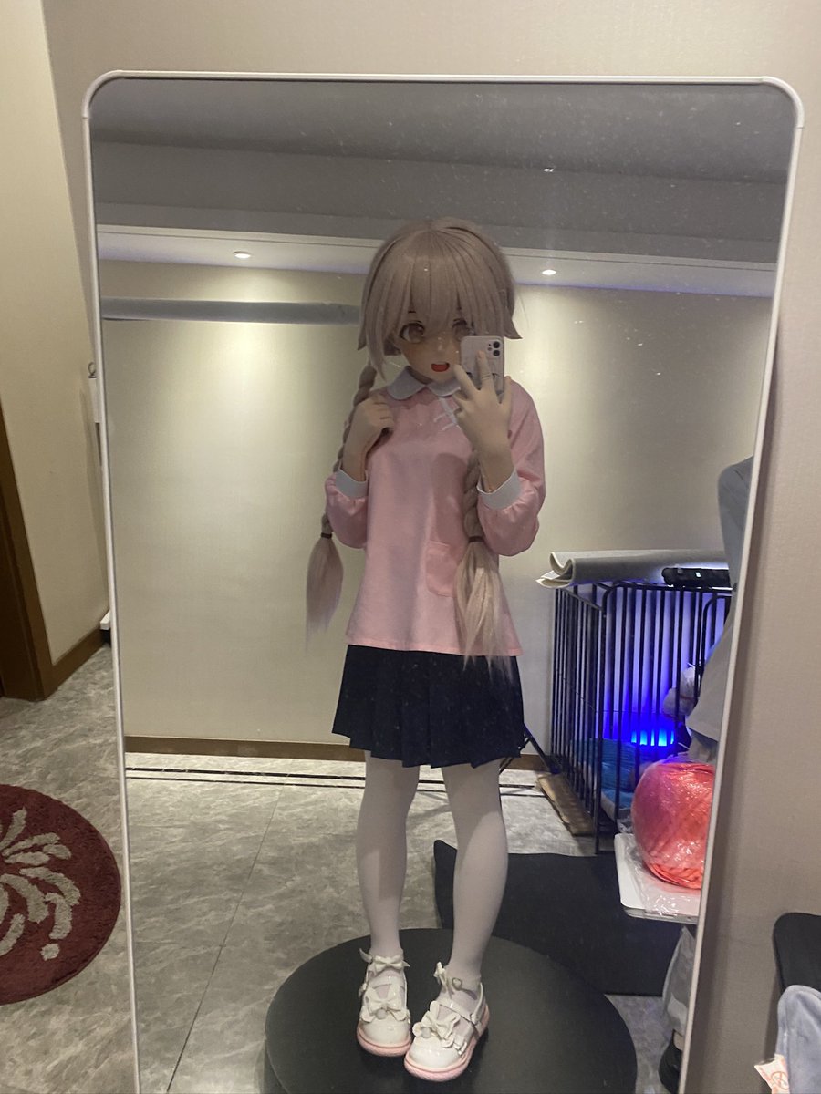 小孩偷穿衣服
#kigrurmi