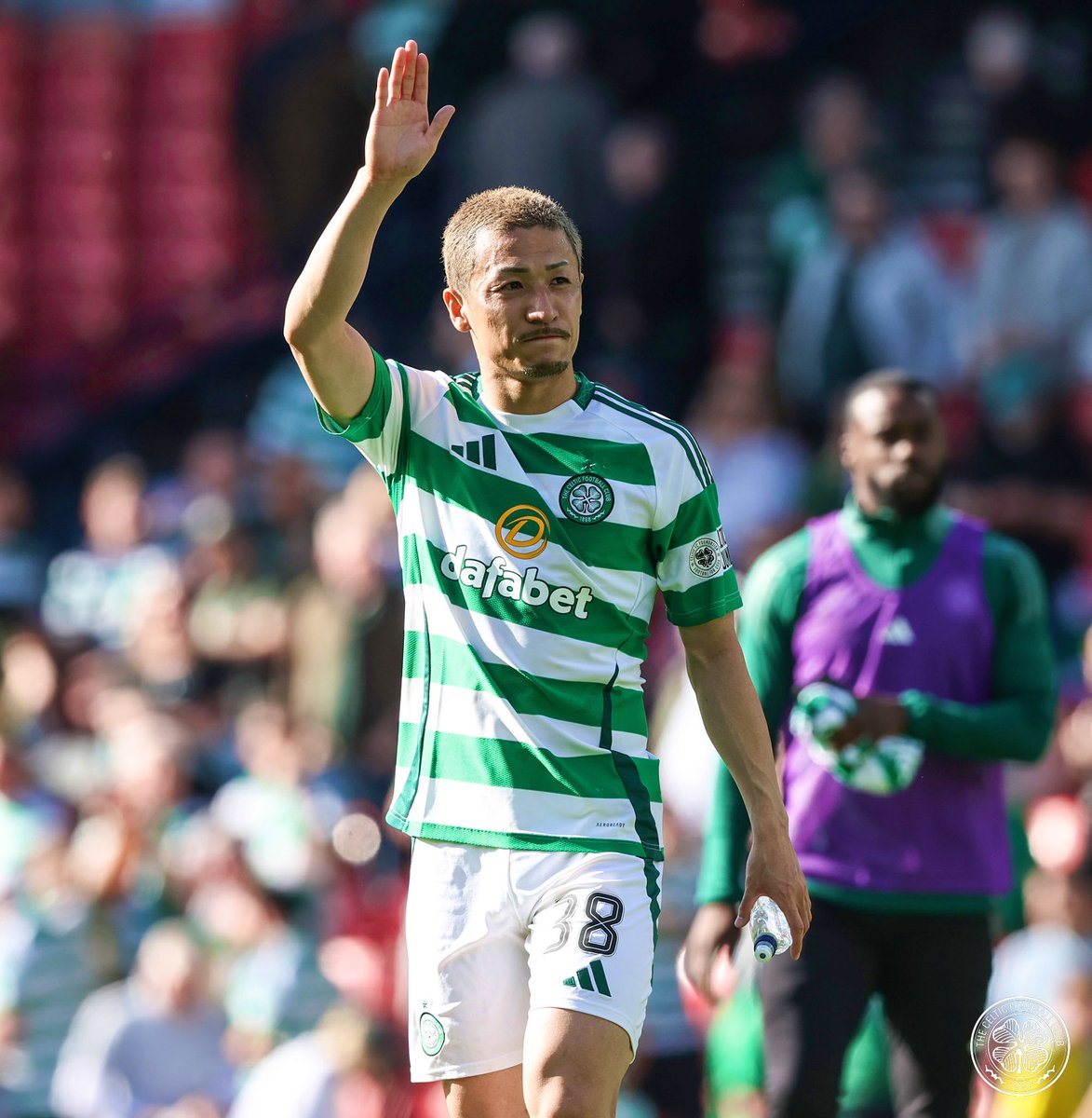 See you here again in May!💚🤍
Focus on the next game!