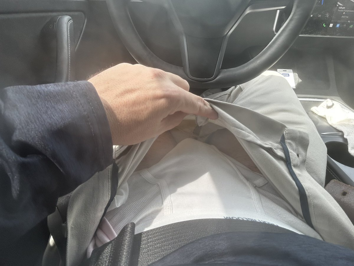 jesterlive25's tweet photo. Driving can get lonely sometimes… https://t.co/e3T3ElUZLQ