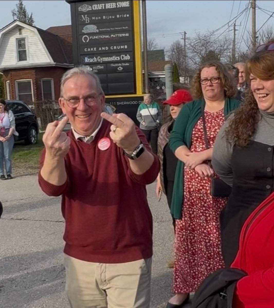 ShaunRickard67's tweet image. Care to comment on your team member, Matt James&apos; behavior, @DGoodwin_4_you? 

Not a good look, and not the viral publicity you were hoping for, I&apos;m sure.

#elginstthomaslondonsouth #londonontario #election2025 #cdnpoli