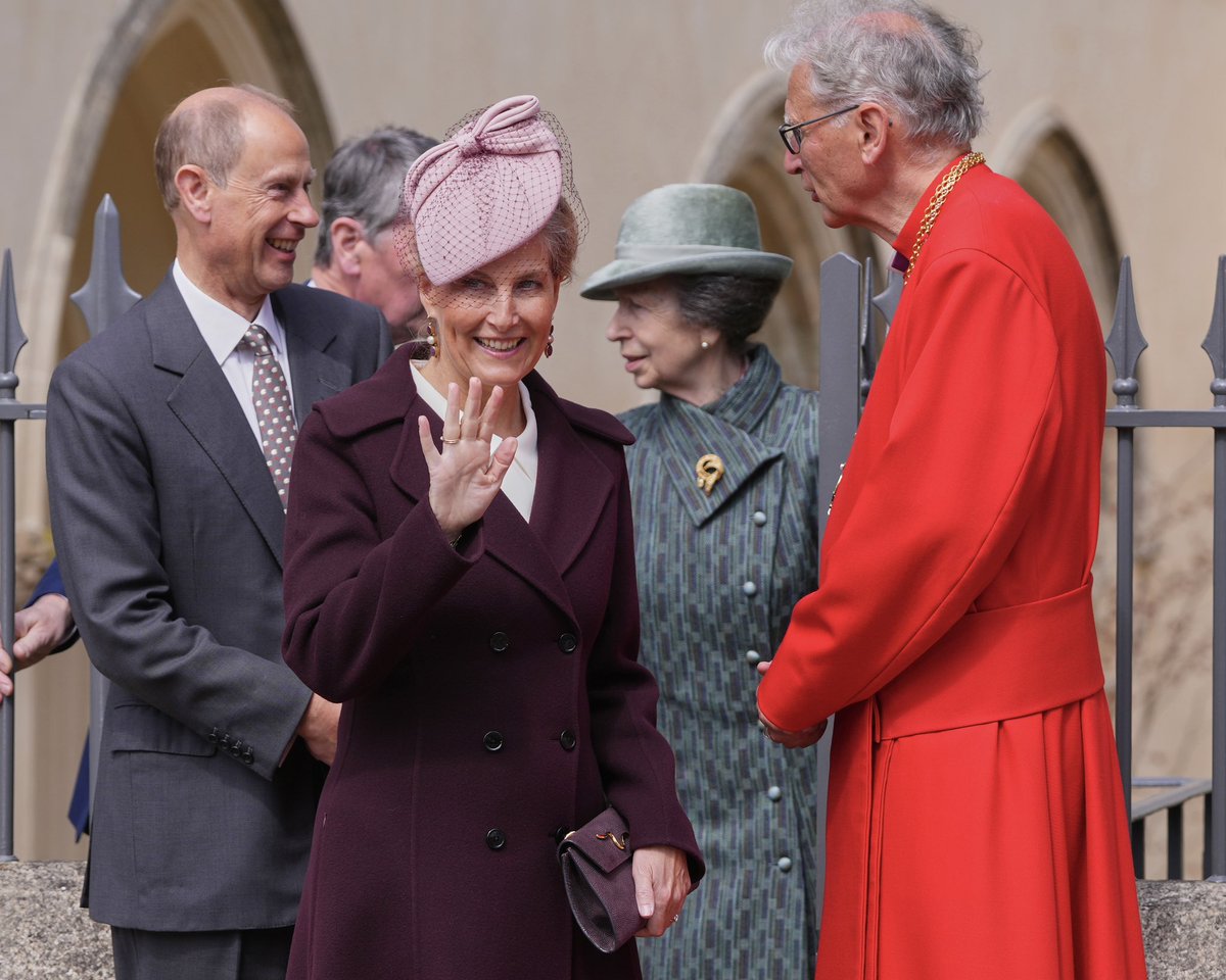 The Royal Family tweet media