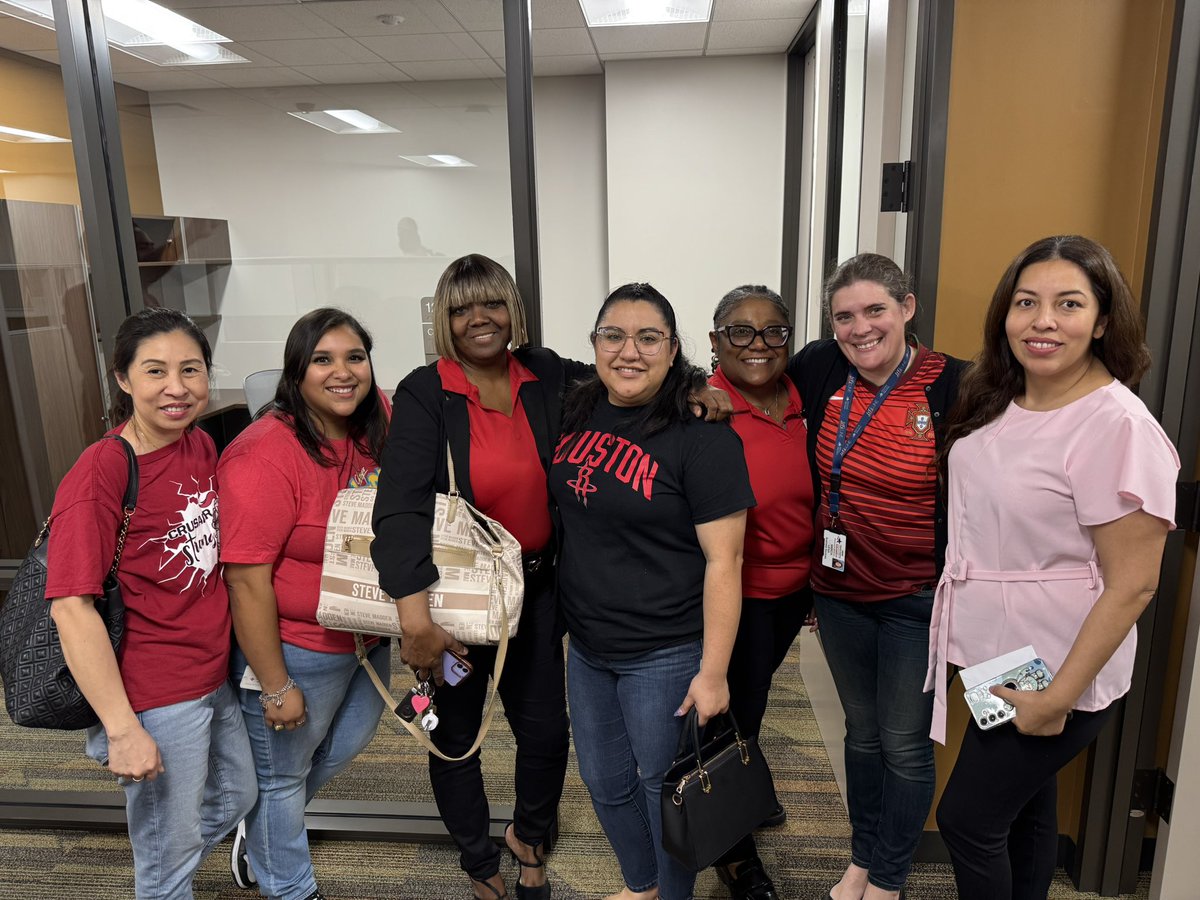 #LiftoffInRedHCDE

🚀 in 6