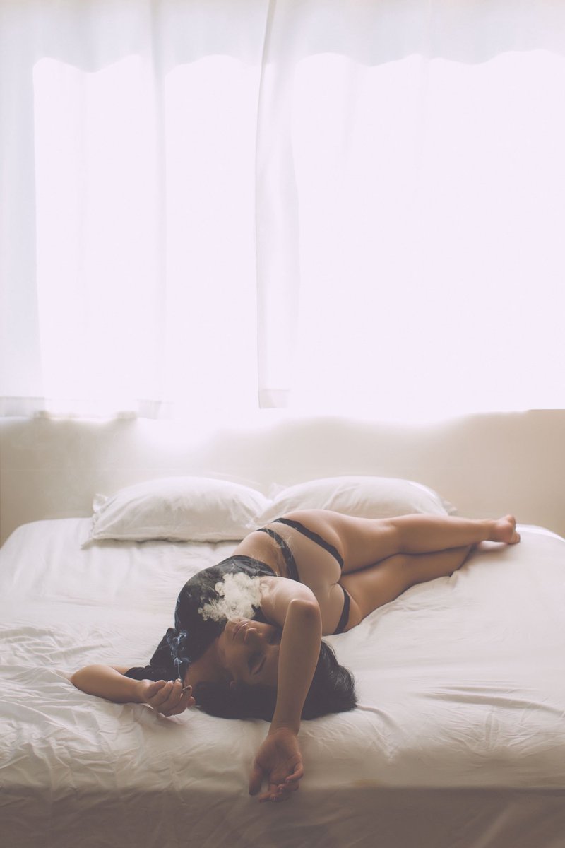 StephenVanasco's tweet photo. Down to the last 4 copies of my @JaydenMichele Zine! Each one comes with a 4 x 6 print :: https://t.co/Vm3orCe1mV https://t.co/kLOsUgdcyk