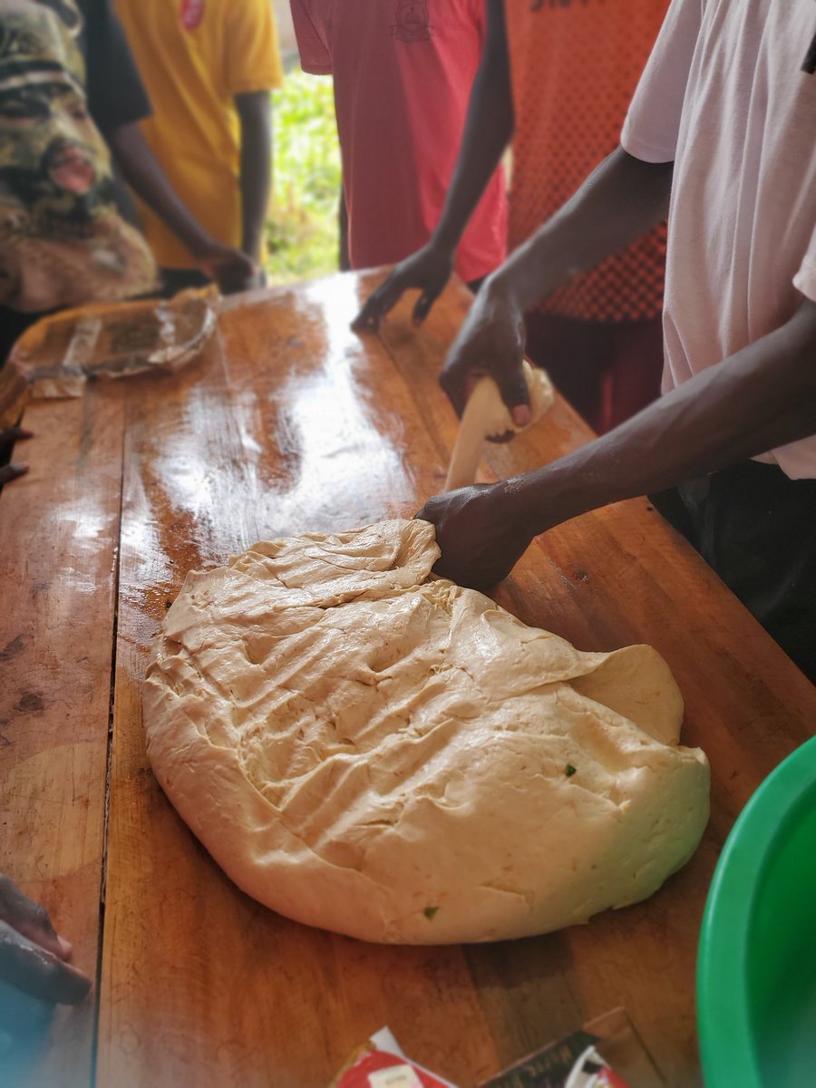 Perfecting the process, one step at a time!

The students were further taught how to divide the chapati dough into equal balls and roll each one into a thin, even circle on a floured surface. 

It’s all about patience, technique, and getting that perfect round shape!