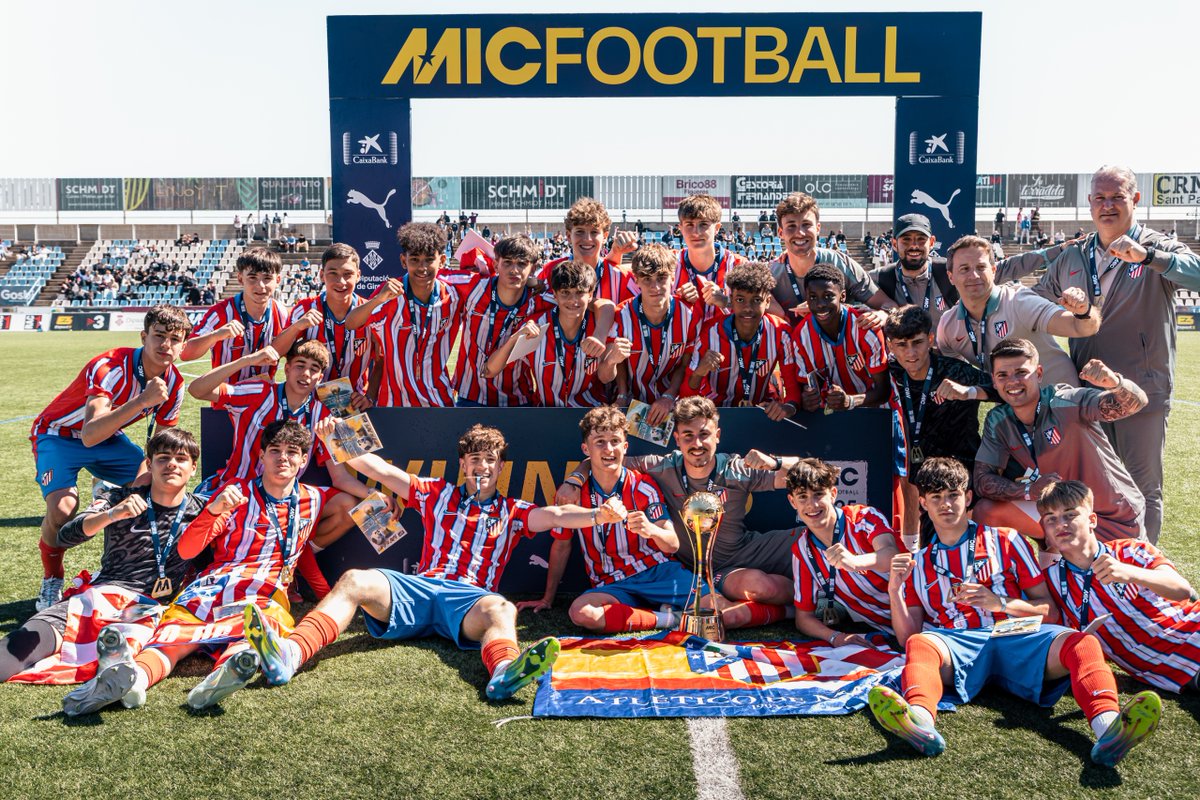 AtletiAcademia's tweet photo. ¡El Cadete B, campeón del @micfootballcup 2025! 🏆

Los nuestros se impusieron a la Real Sociedad B por 0-1 en la final 💪

¡Enhorabuena, campeones!🔴⚪ https://t.co/3P2oXQauKg
