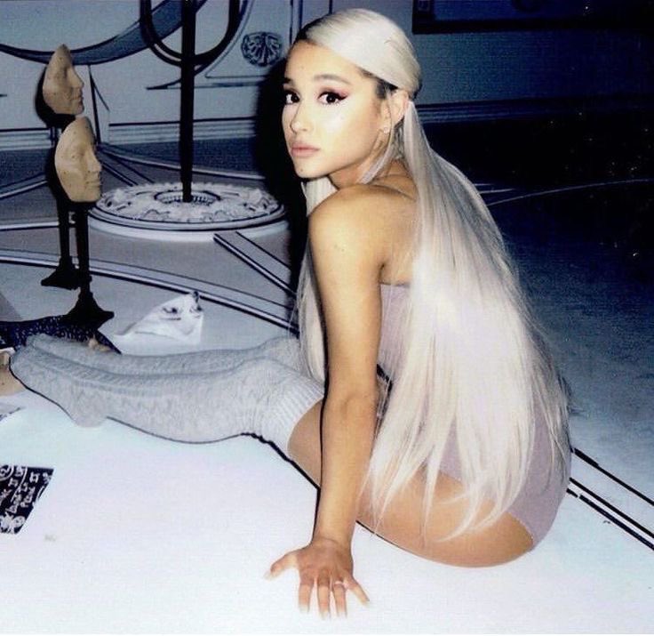 swthingss's tweet image. from 💧☁️🌫️              to ☀️🫧💋🤎