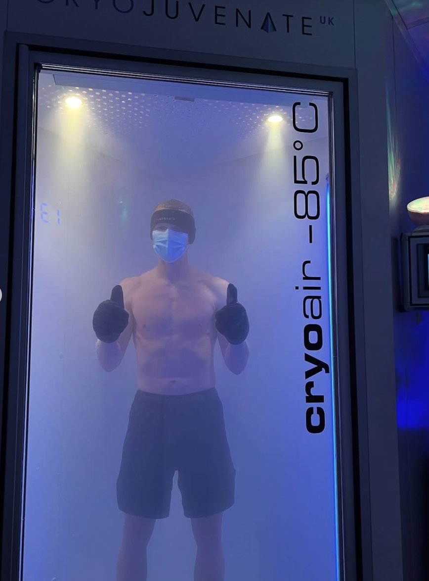 CryojuvenateUK's tweet photo. What a week for the @DorkingWDRS lads! 💪
After a 4-2 win, Brennan, Rob & Charlie hit Cryo to recover before Monday’s clash vs Worthing ⚽❄️
Back-to-back games = back-to-back recovery 💥
Good luck, Wanderers! 🙌
#CryoTime #FootballRecovery #Wanderers #Cryojuvenate https://t.co/1Jq7RRToup