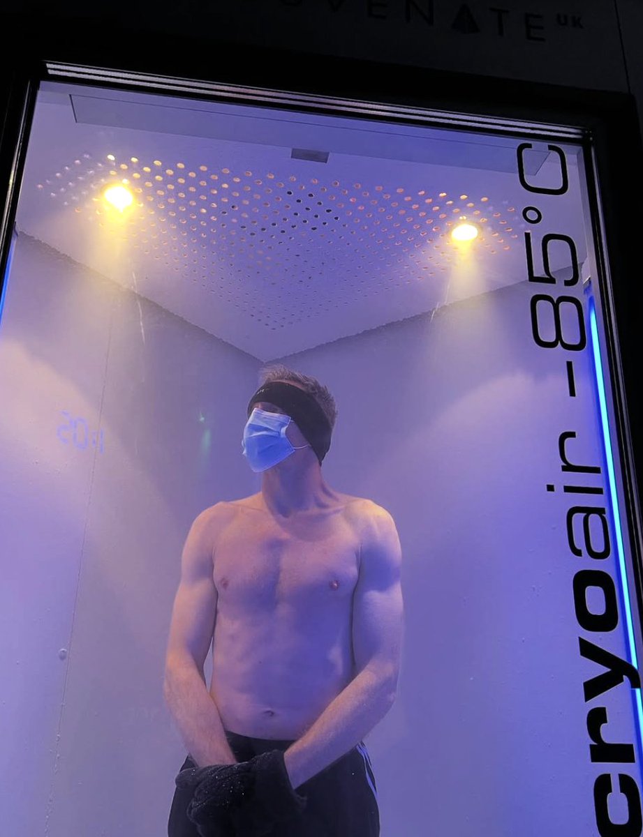 CryojuvenateUK's tweet photo. What a week for the @DorkingWDRS lads! 💪
After a 4-2 win, Brennan, Rob & Charlie hit Cryo to recover before Monday’s clash vs Worthing ⚽❄️
Back-to-back games = back-to-back recovery 💥
Good luck, Wanderers! 🙌
#CryoTime #FootballRecovery #Wanderers #Cryojuvenate https://t.co/1Jq7RRToup