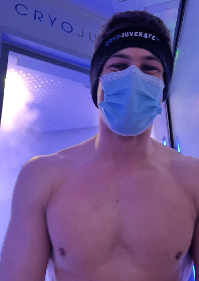 CryojuvenateUK's tweet photo. What a week for the @DorkingWDRS lads! 💪
After a 4-2 win, Brennan, Rob & Charlie hit Cryo to recover before Monday’s clash vs Worthing ⚽❄️
Back-to-back games = back-to-back recovery 💥
Good luck, Wanderers! 🙌
#CryoTime #FootballRecovery #Wanderers #Cryojuvenate https://t.co/1Jq7RRToup