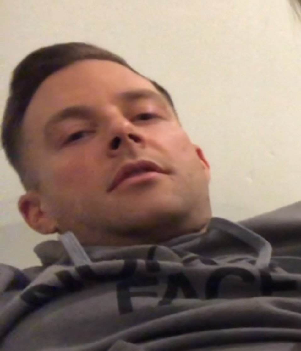 ctro_ine's tweet photo. Seen him most of her video ahaha aside from Joseph. Anyone know him ? He looks like spiderman https://t.co/qhhXVgvxMQ