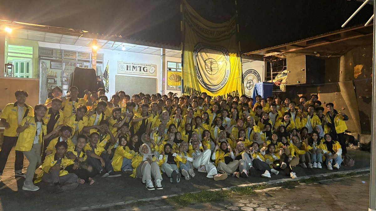 leintong tweet media