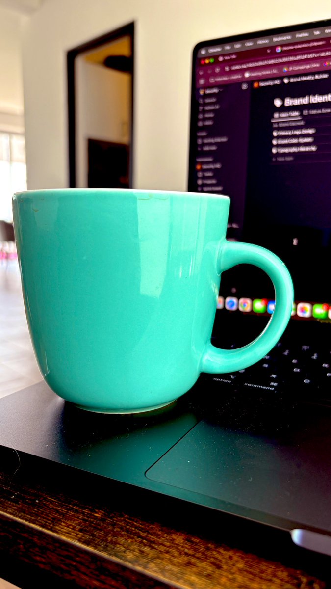 Annie tweet media