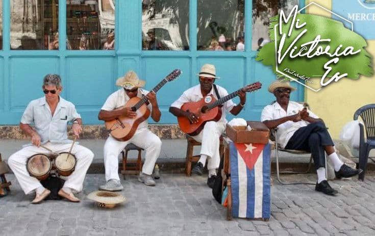 #MiVictoriaEs ver como todos los cubanos seguimos firmes y dispuestos a darlo todo por nuestra patria
<a href="/DeZurdaTeam_/">DeZurdaTeam 📳</a> 
<a href="/IzquierdaPinera/">🇨🇺IzquierdaPinera❤️</a> 
<a href="/SinMiedoAlFuego/">Sin Miedo Al Fuego</a> 
<a href="/IzquierdaUnid15/">Izquierda Latina 💪</a>
