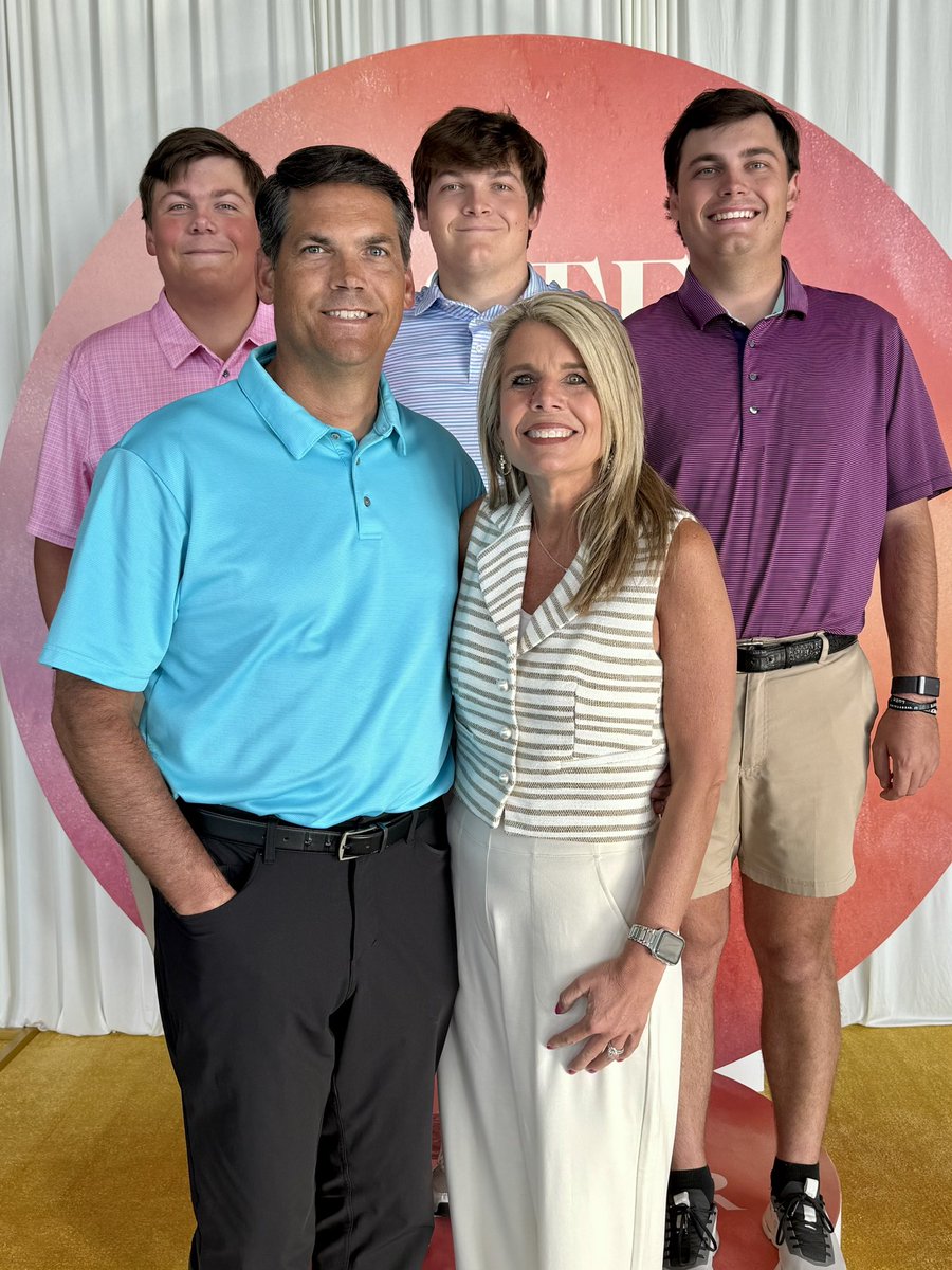 Geoff Duncan (@geoffduncanga) on Twitter photo Grateful to worship a God that leads by example. 
He is Risen!
Happy Easter from the Duncans. Grateful to worship a God that leads by example. 
He is Risen!
Happy Easter from the Duncans.