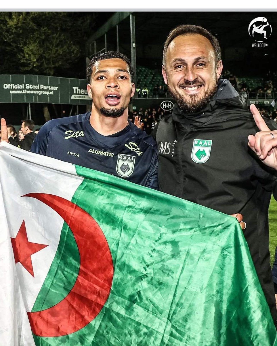WBouchenafa's tweet photo. Deux 🇩🇿 ont contribué à la montée historique de La @raal_be en D1 🇧🇪 :
 Belkheir, ex-joueur du @Inter 🇮🇹 et
Seoudi, coach , originaire de #Biskra, toujours proche de 🇩🇿.
Pourquoi personne n’en parle ?
On oublie les vrais DZ qui 
Respect aux vrais. https://t.co/7W5obp7KaA