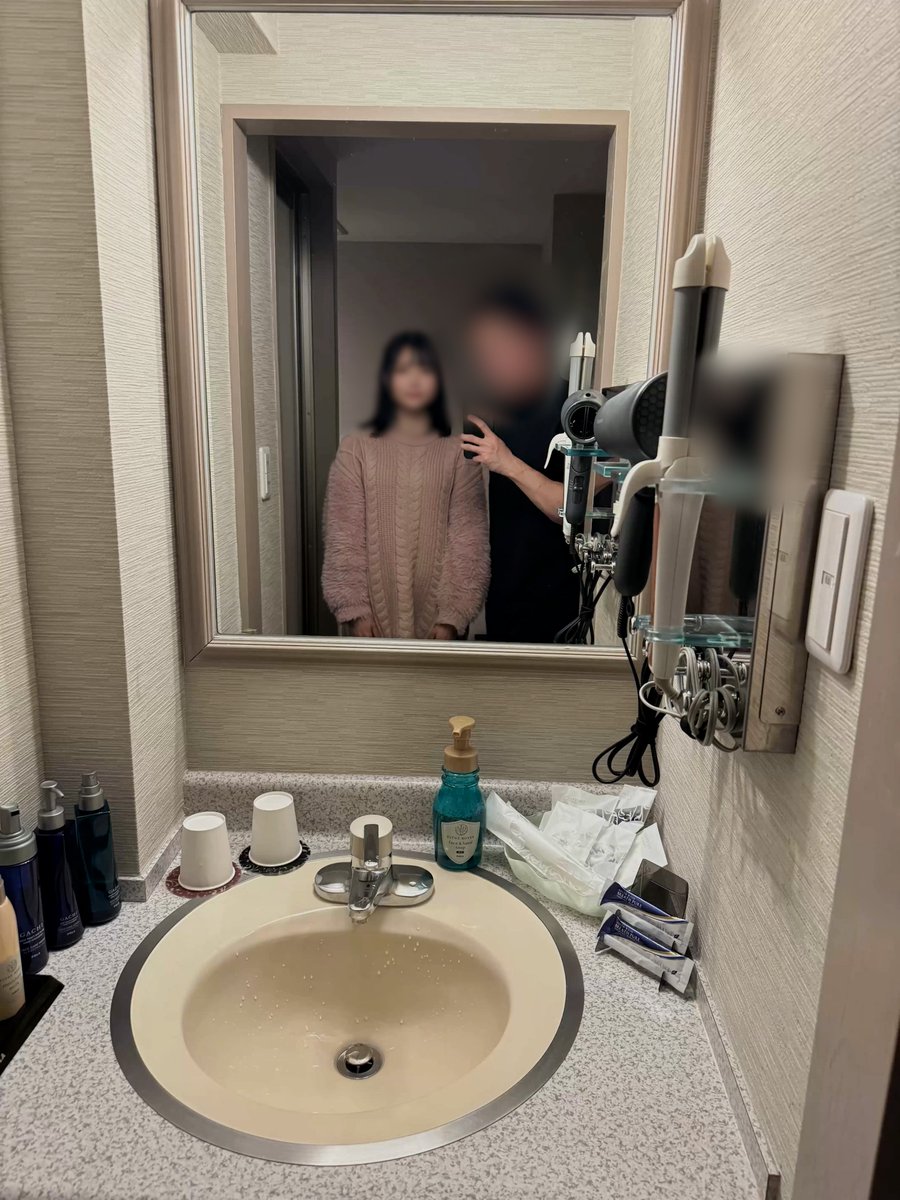 某有名なコスプレイヤーさん
SNSより実際の方が断然可愛くてびっくりしました