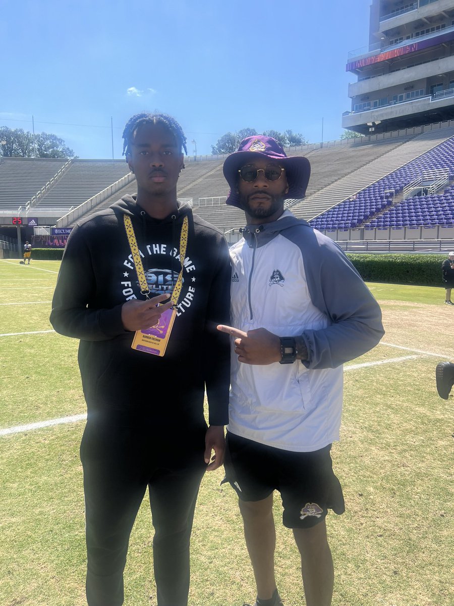 Kamren Freeman (@kamrenafreeman) on Twitter photo Grateful for the opportunity. Just getting started. #StayHungry <a href="/Dyrell_Roberts/">Dyrell Roberts Sr.</a> <a href="/CoachMarcus3_/">Coach Marcus</a> <a href="/Coach_Farriss/">Andrew Farriss</a> Grateful for the opportunity. Just getting started. #StayHungry <a href="/Dyrell_Roberts/">Dyrell Roberts Sr.</a> <a href="/CoachMarcus3_/">Coach Marcus</a> <a href="/Coach_Farriss/">Andrew Farriss</a>