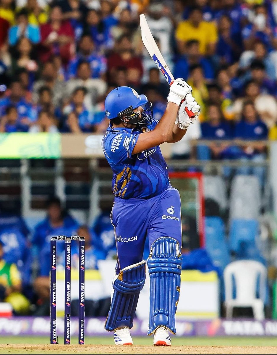 Shivaram63's tweet photo. The HITMAN show  at Wankhede 💙🤙🏻💥
#MIVSCSK https://t.co/CXflmMSWDx