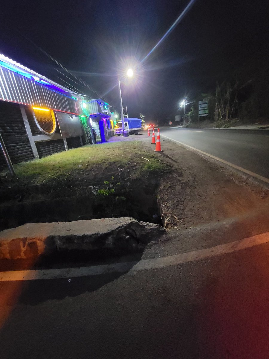 Autoridades cuánto tomarán cartas en el asunto ya que no en esté distrito han reportado dos coso similares piden qué porfavor tomen cartas en el asunto <a href="/nayibbukele/">Nayib Bukele</a> <a href="/FGR_SV/">Fiscalía General de la República El Salvador</a> <a href="/Vi11atoro/">Gustavo Villatoro 🇸🇻</a> <a href="/AnonimoSV503/">Anonimo.sv</a> <a href="/PNCSV/">PNC El Salvador</a> <a href="/merino_monroy/">René Francis Merino Monroy🇸🇻</a> <a href="/NetoSanabria/">Neto Sanabria</a>  estos dos caso son en San Juan Opico