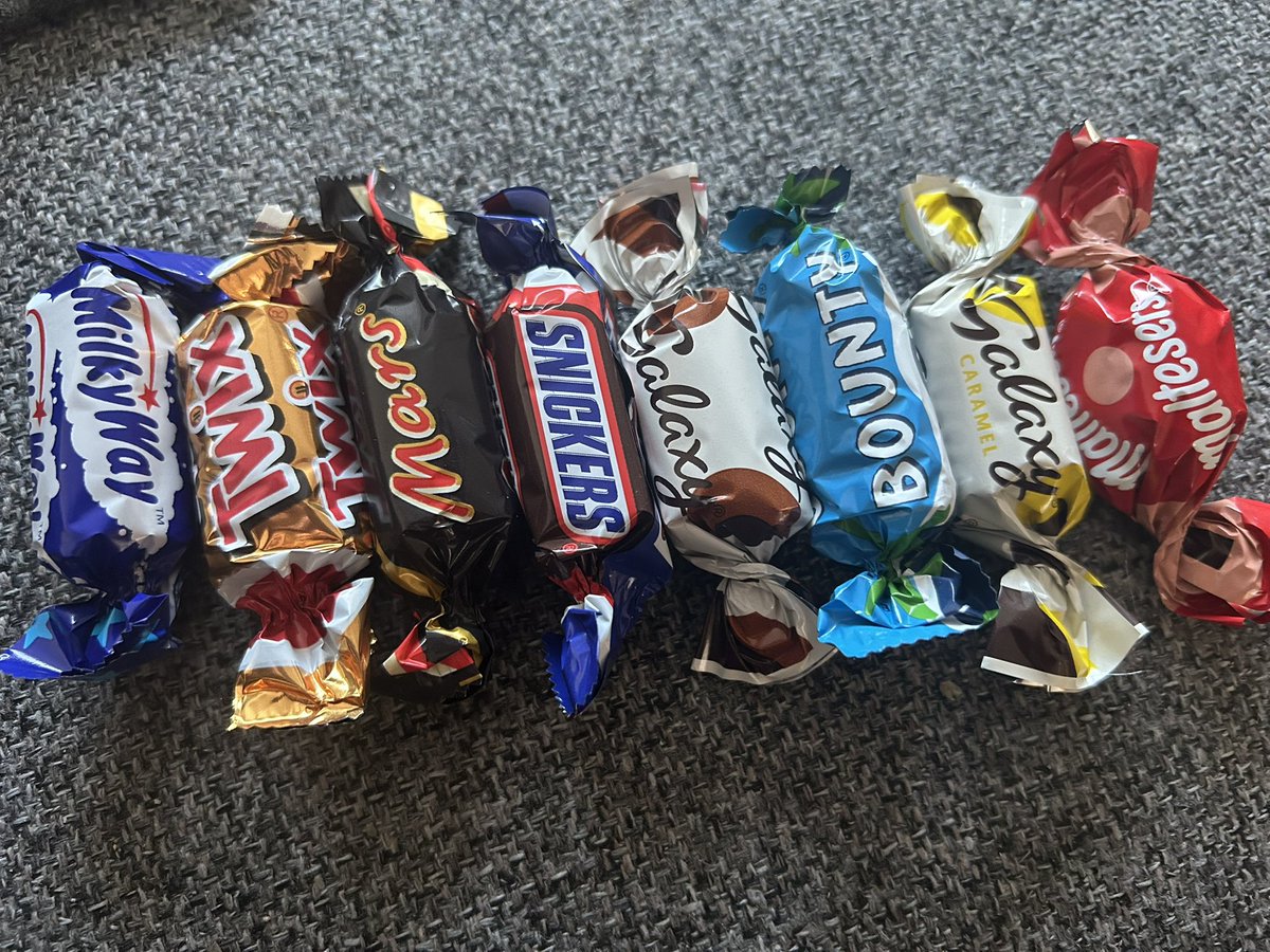 MariaTT's tweet image. My ranking of Celebrations from shit tier (left) to God tier (right). Also RIP to Galaxy Truffle, which was elite.