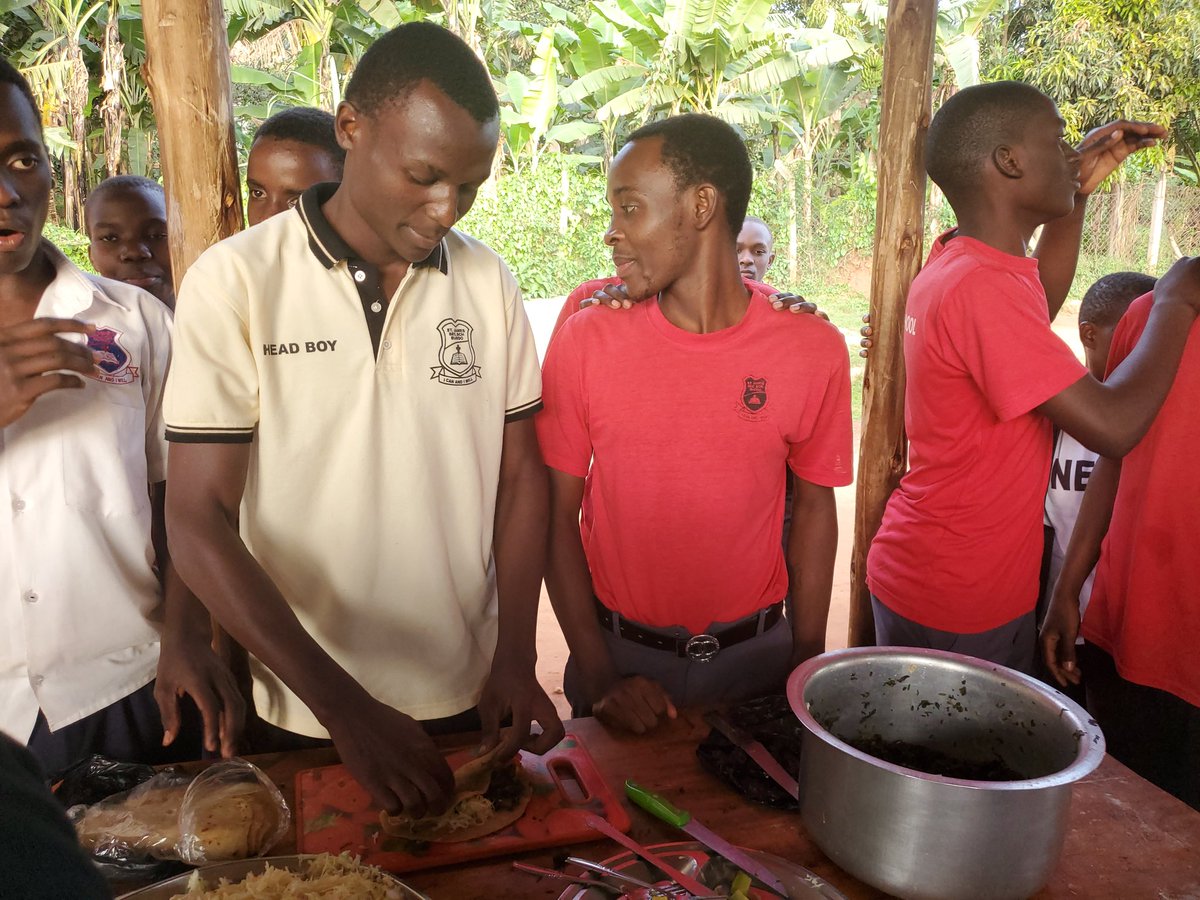 The final roll-up!

The students brought everything together learning how to roll cabbage, tomatoes, avocado, and greens into a chapati to create their very own vegetable rolex.

From prep to plating, they’ve mastered each step of this tasty, local favorite.