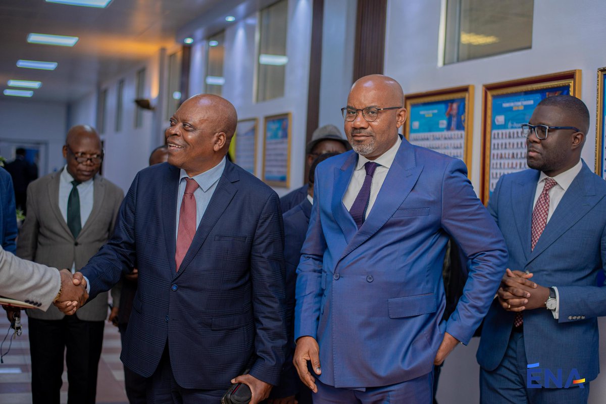 mahanguHM's tweet photo. 🇨🇩 ENA : La nouvelle Gouvernance de l’école embarque bien la vision de performance &amp; la transformation attendue. 
Les énergies conjuguées offriront des résultats palpables par les institutions, les partenaires-clé, les bailleurs, les apprenants, les formateurs …. @LihauEbua https://t.co/pMYgD6dhnO
