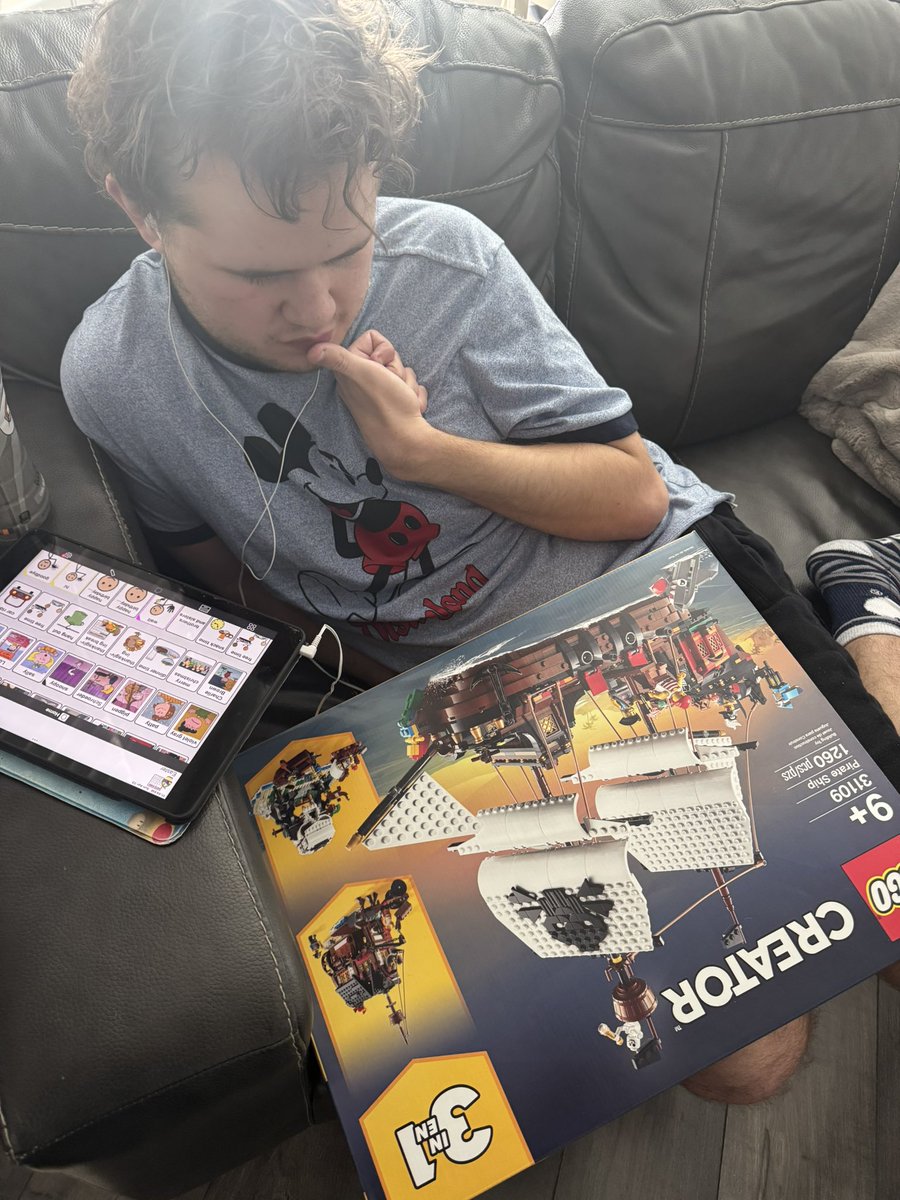 TrueBlueBYU1984's tweet image. One of the blessings of Mason is he’s always a 2 year old at heart ❤️ 

He got his fav Lego Pirate Ship set, reminds him of the Pirates of the Caribbean ride at Disneyland…he makes us say, “Dead men tell no tales!” 🏴‍☠️ 😂

#HappyEaster 🐰 

#AutismFun 🧩