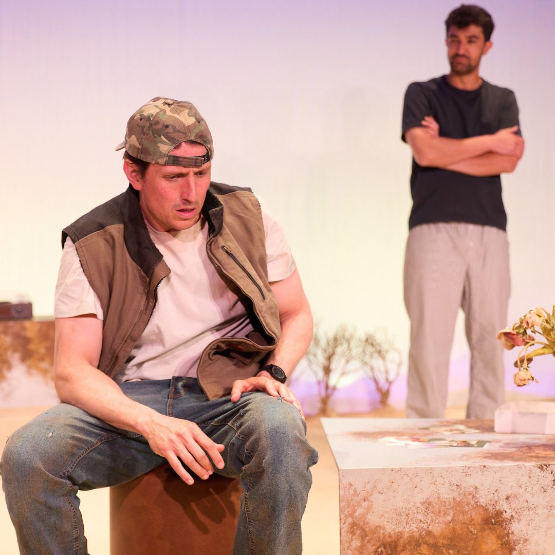 MycroftBrolly's tweet image. #HowToFightLoneliness @ParkTheatre. As always with Neil LaBute, disturbing, dark and powerful, but tackling a topical issue and providing plenty of food for thought. Three flawless performances. Stunning.