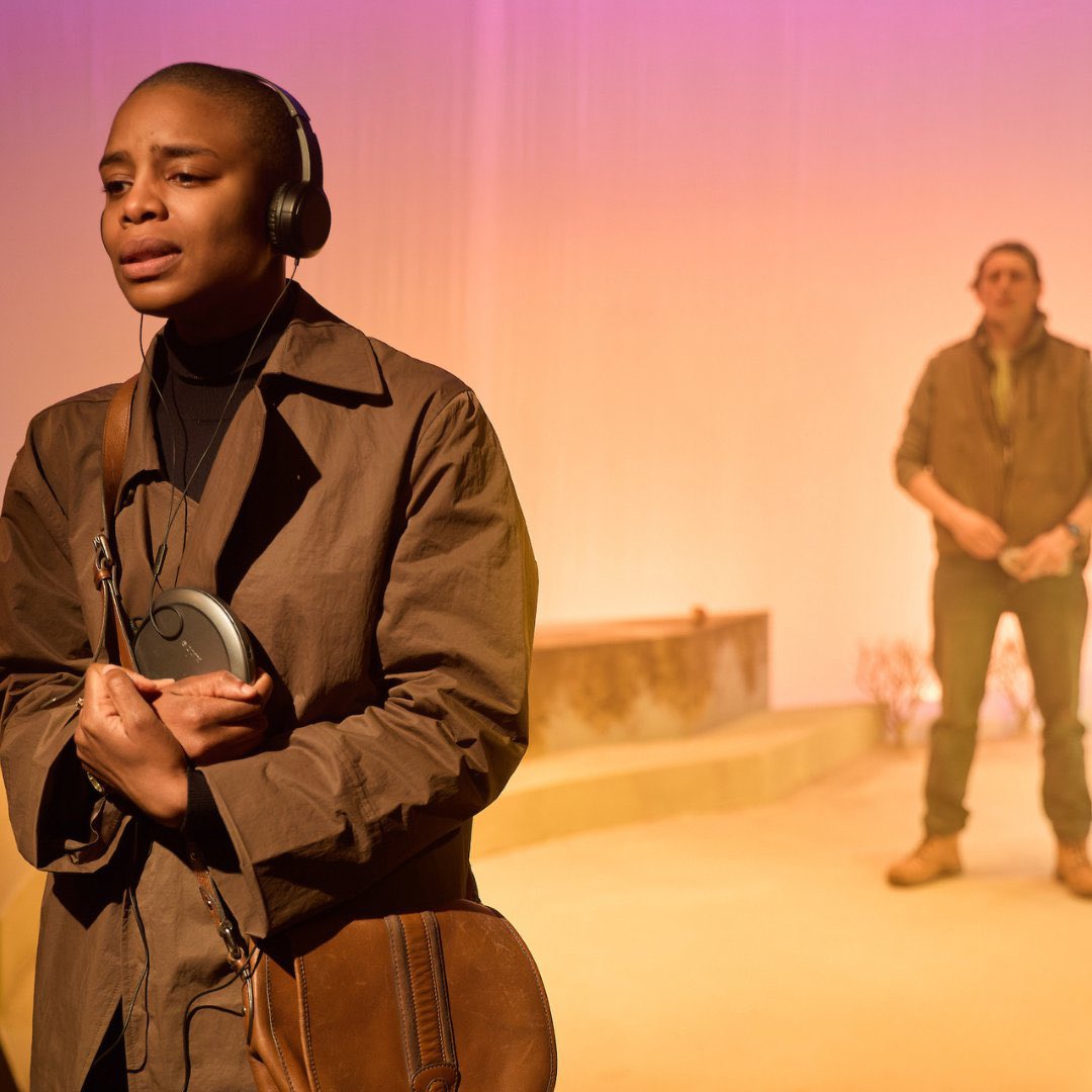 MycroftBrolly's tweet image. #HowToFightLoneliness @ParkTheatre. As always with Neil LaBute, disturbing, dark and powerful, but tackling a topical issue and providing plenty of food for thought. Three flawless performances. Stunning.