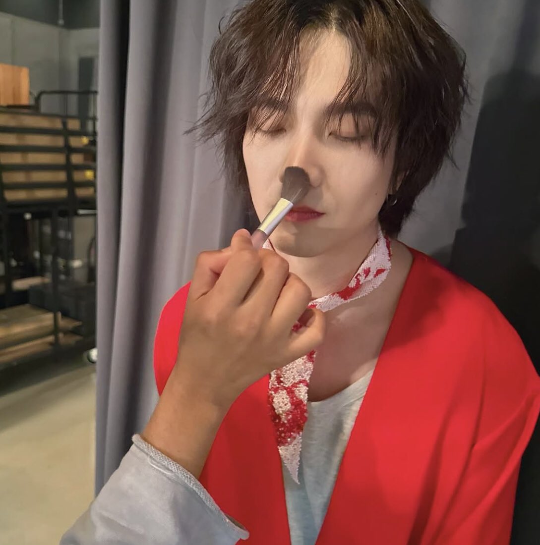 BYLFY IG POST

HE’S SOOO GORGEOUS ISTG 😭😩💙

MUA: toptawi_mua 🫶🏻

SPRING DATE WITH BUILD #BuildJPFanmeeting2025 

#BuildJakapan <a href="/JakeB4rever/">BIU.</a>
