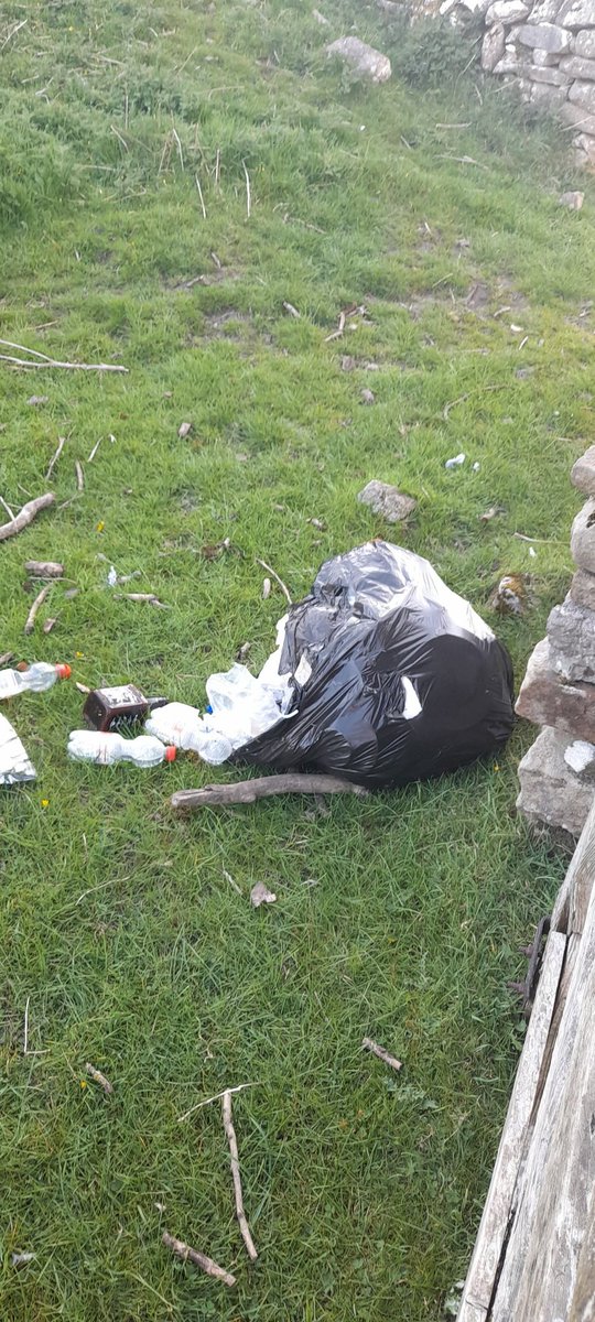 Richard Stockdale (@richardstockda5) on Twitter photo Let's go into the countryside for a lovely day out, then chuck our rubbish over a wall as we leave!  #bastards Let's go into the countryside for a lovely day out, then chuck our rubbish over a wall as we leave!  #bastards
