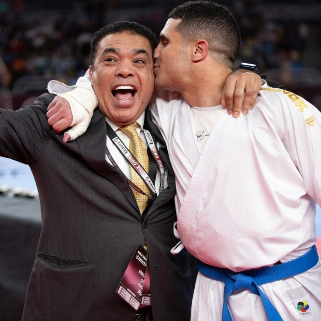 worldkarate_wkf's tweet photo. Dive into the unforgettable moments of #Karate1Cairo in our exclusive photo gallery! 🥋✨
Feel the adrenaline rush, the passion in every move, and the triumphant spirit of the competitors as you swipe through these incredible shots.
Full gallery on our Facebook page (link in bio)
#Karate #KarateForLife