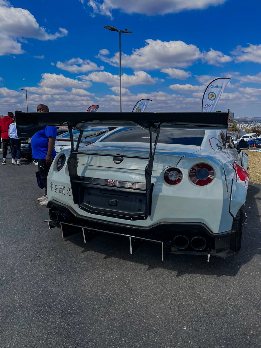 DopeCarsZA's tweet photo. Liberty Walk https://t.co/uHQ8EPQZhw