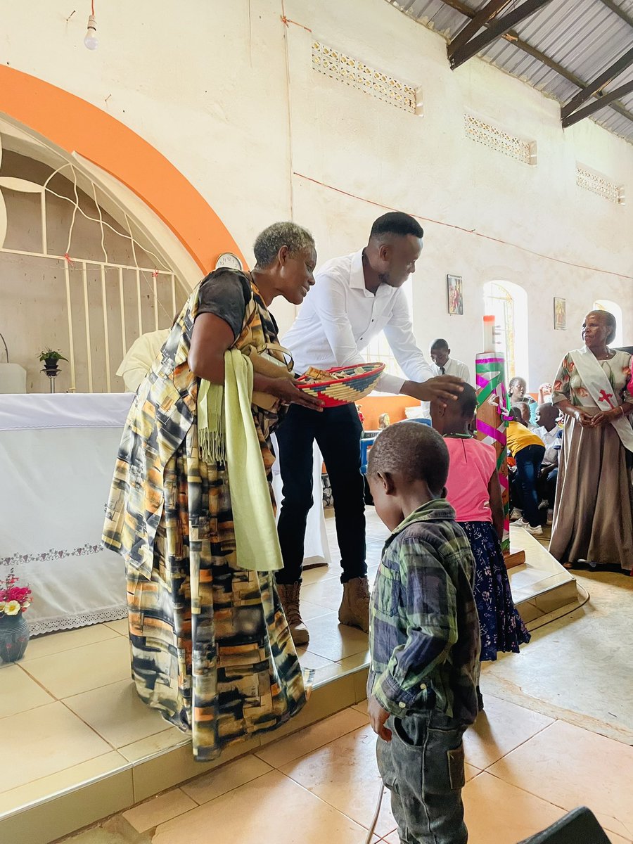 francis_isano's tweet photo. Missing Saad's burial wasn’t intentional, The date happened to coincide with a Thanksgiving I had already organized in my home village in Ruhaama, to thank God for saving my life on 13th March 2025 in Kawempe North by-election. 

I truly appreciate everyone who was able to attend the burial. You stood in for all of us who couldn’t be there, and your presence meant so much.

Thank you, and may God bless you always. May Saad’s soul rest in eternal peace❤️📸
