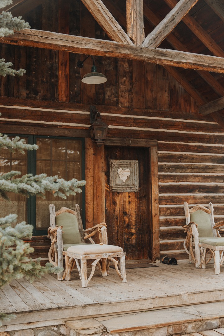 Happy Easter from our family at The Ranch at Rock Creek to yours! 

We've put together a little virtual egg hunt for you—can you find them all?