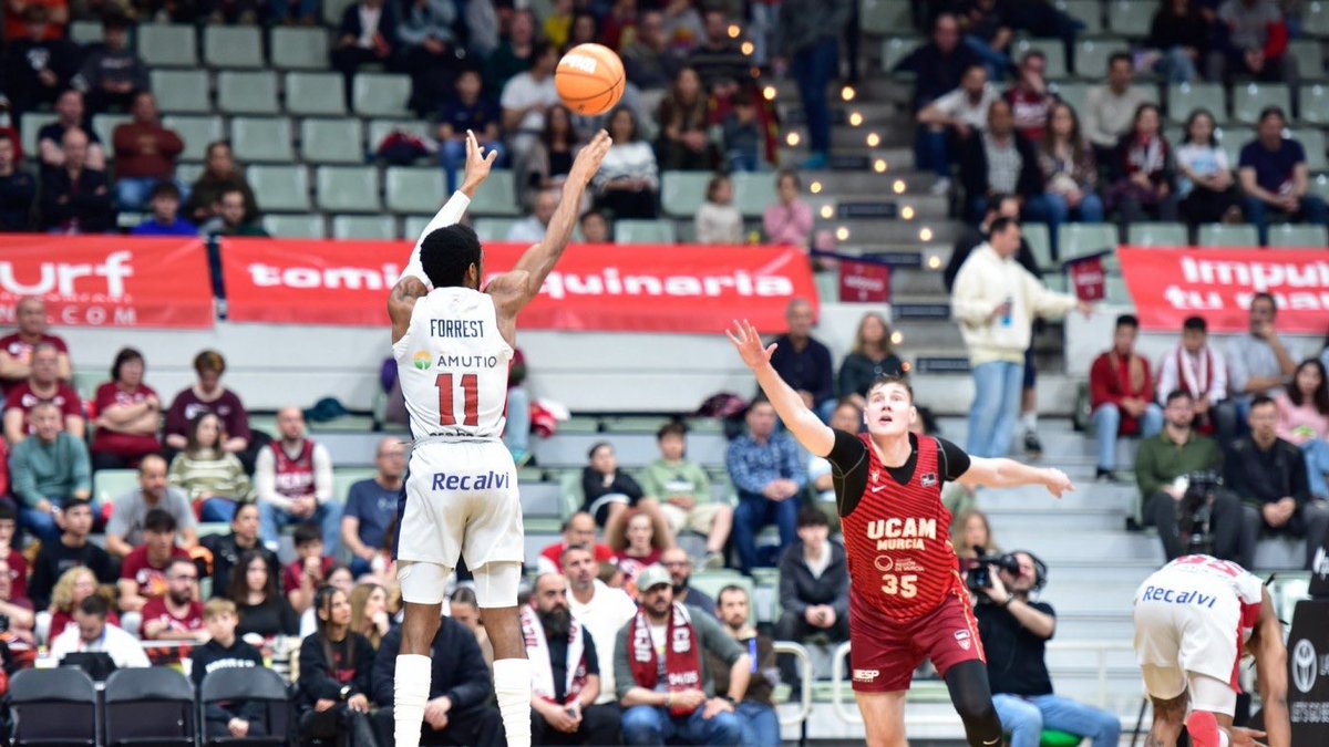 AUDIO 🔊 <a href="/supercanastaRV/">Supercanasta RV</a> en <a href="/radio_vitoria/">Radio Vitoria</a> (13 abril)

🧐 Ponemos nota a la <a href="/EuroLeague/">EuroLeague</a> de <a href="/Baskonia/">Kosner Baskonia</a>, sus opciones en <a href="/ACBCOM/">Liga Endesa</a> y el drama de la permanencia para <a href="/Araski/">Araski AES</a>

🔎 Análisis de <a href="/Sergio_Vegas/">Sergio Vegas</a>, <a href="/Meloncesto/">Natxo Mendaza</a>, <a href="/JosebaSanchez15/">Joseba</a> y <a href="/RoRubinich20/">Rocío S. Rubinich</a> 

LINK 👉🏼 guau.eus/m/radio-vitori…