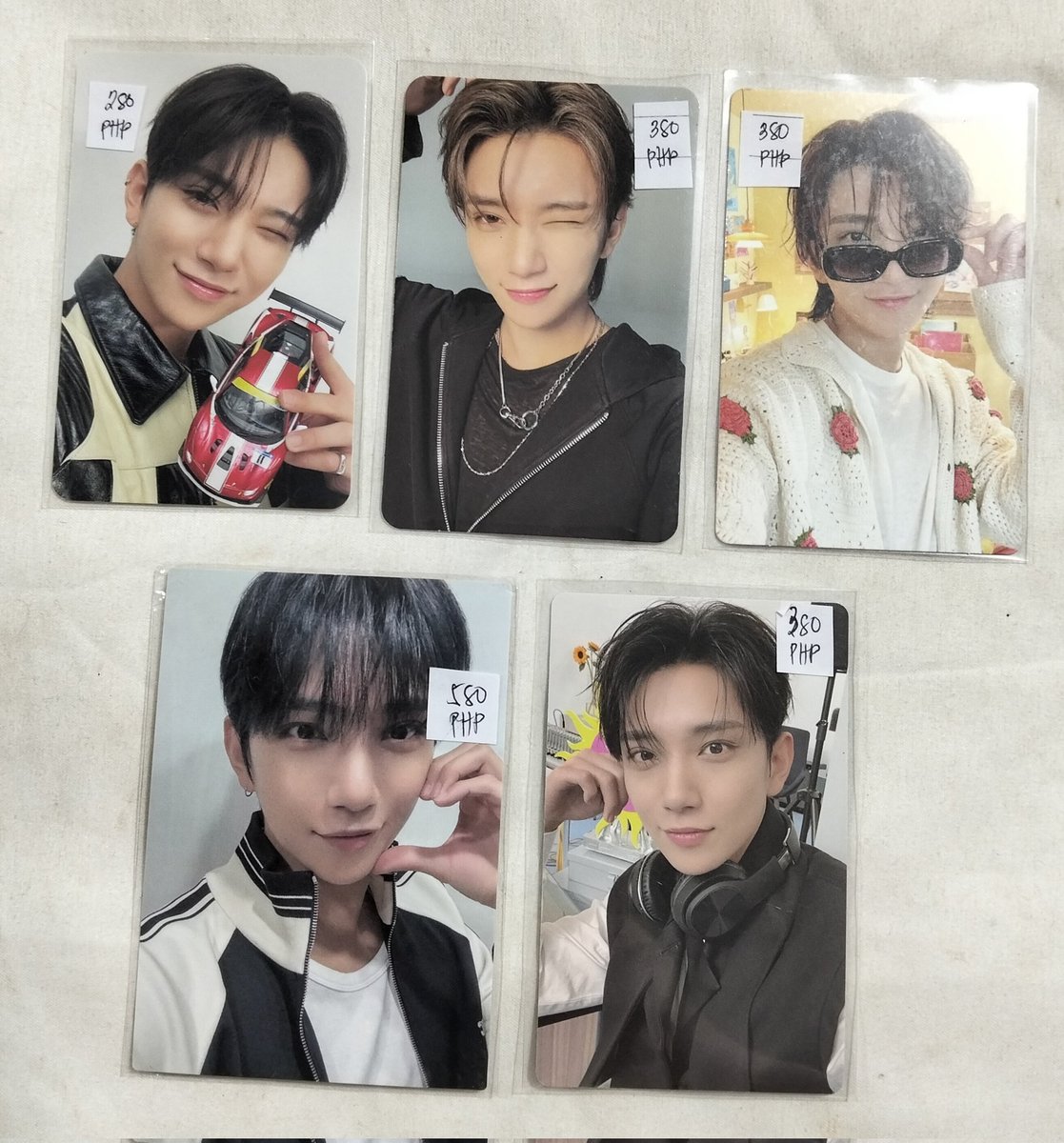 mscamelcarteu's tweet photo. WTS LFB onhand svt photocards

SEVENTEEN PHOTOCARDS
- see alt for the price 
- onhand / ready to ship
- all pc are OFFICIALS 
- can send video condi

- payo (prio) / 3 days
- gcash / bdo

tags - wts lfb svt scoups jeonghan joshua hoshi wonwoo woozi the8 dk mingyu sk vernon dino https://t.co/9nU4MCSSKd