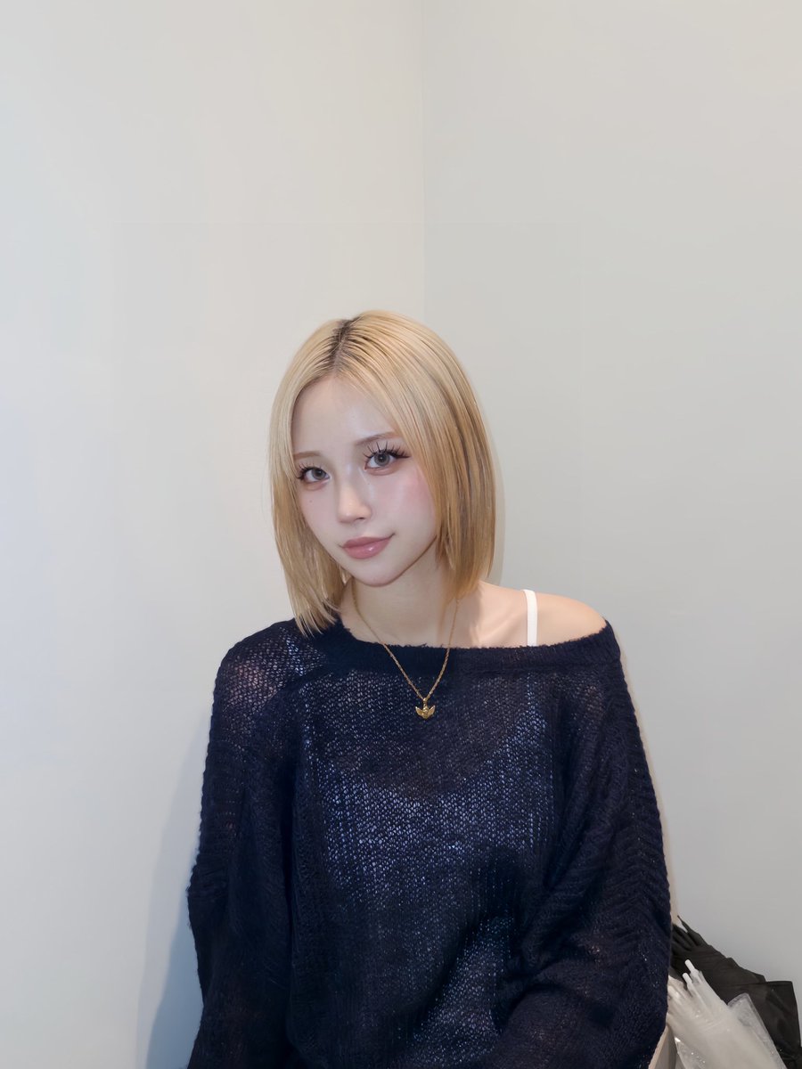 erina tweet media